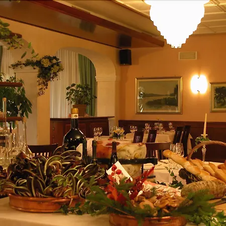 Hotel Ristorante La Rosina 3*